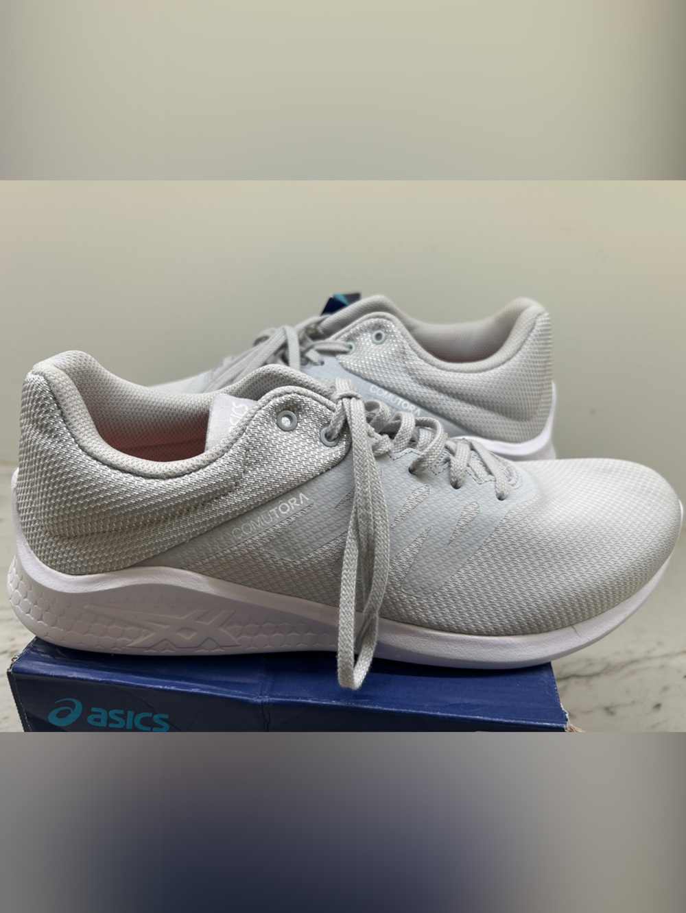 ASICS Women's Light Gray Athletic Running Sneakers Comutora